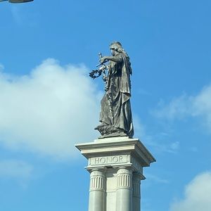 Meet your Posher, Freda